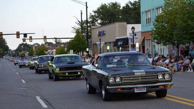classic cars cruise