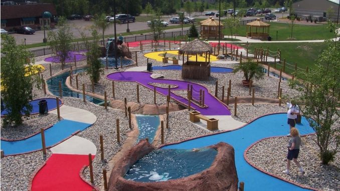 ParadisePark11MiniGolf