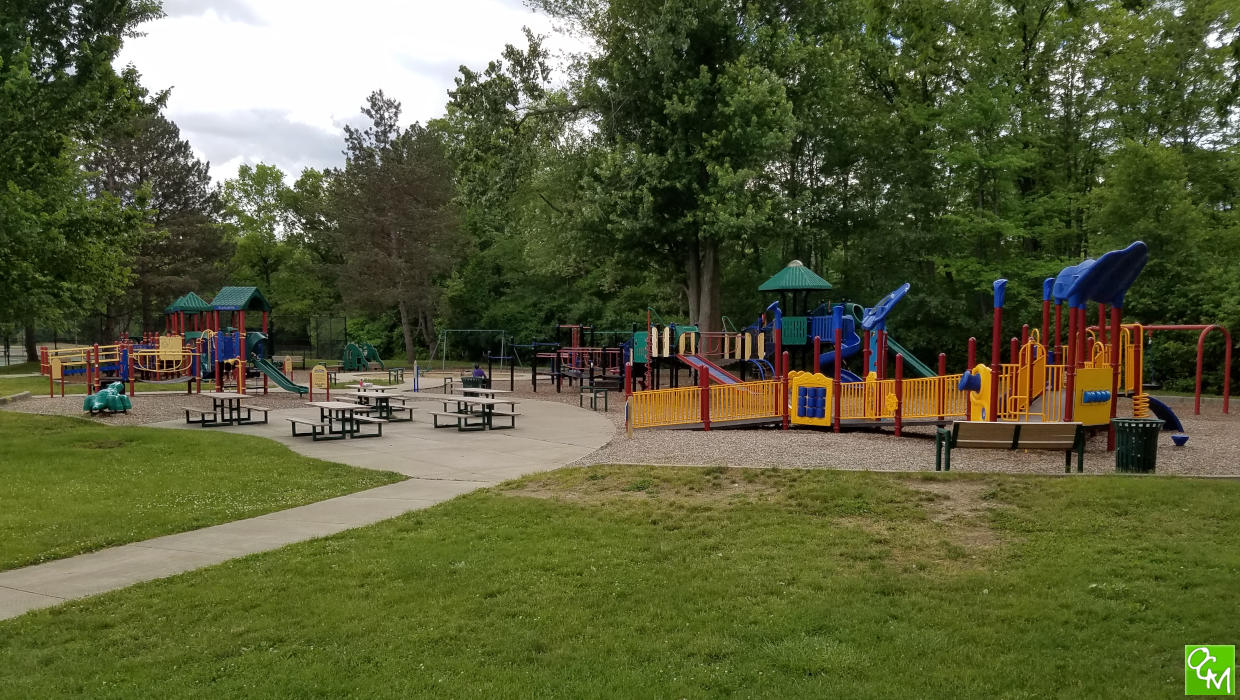 Beech Woods Park Southfield Review & Pics