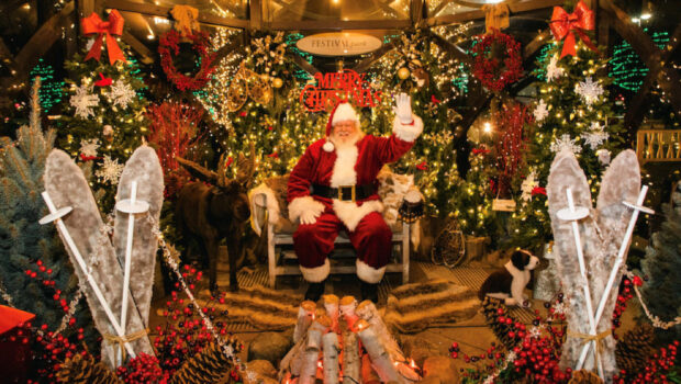 Santa Claus Visits Metro Detroit 2025 / Santa Claus Photos / Santa Claus Pics