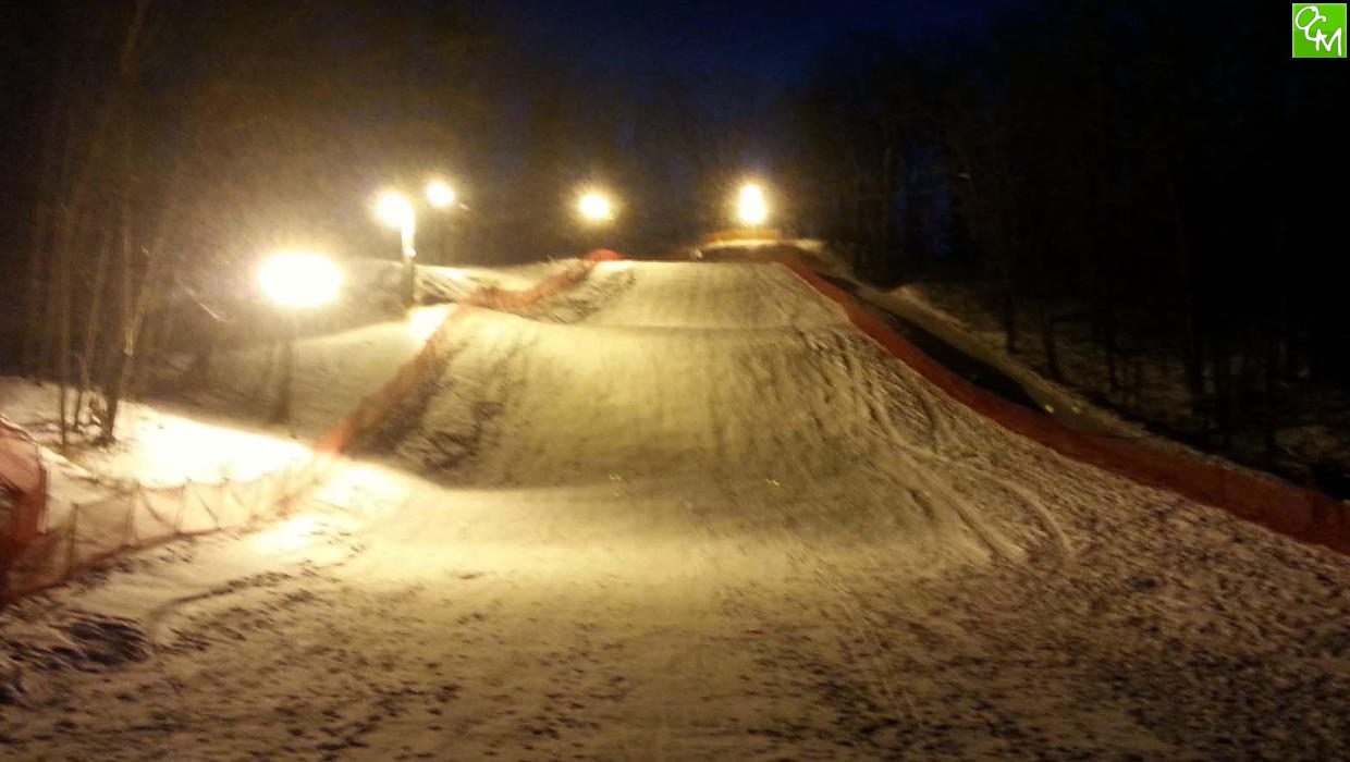 Lost Lake Sled Hill Oakland Twp / Lost Lake Sledding / Oakland County Sled Hills REVIEW / PICS / VIDEO