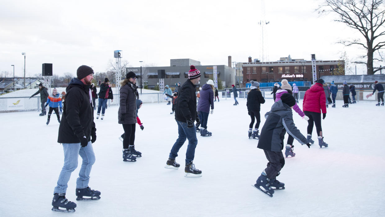 Metro Detroit Outdoor Ice Skating Rinks