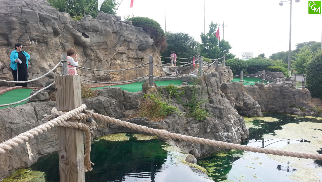 Royal Oak Golf Center Mini Golf