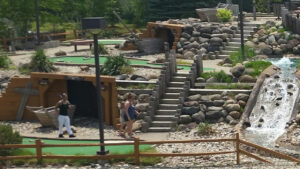 Oakland County Mini Golf Courses / Oakland County Putt Putt Golf / MIni Golf Courses in Oakland County