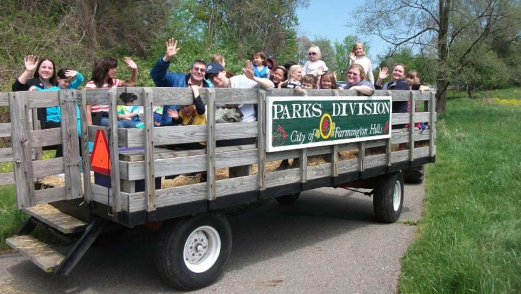 Metro Detroit Hayrides 2024 Oakland County Hayrides / Macomb County Hayrides