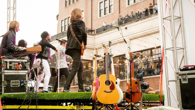 Royal Park Hotel Concerts / Royal Park Hotel Vertical Concert Series 2026 / Royal Park Hotel Contest – Vertical Concert Series Night Out