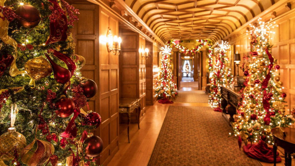 Meadow Brook Hall Holiday Walk Coupon 2026 / Holiday Walk Meadow Brook Hall Coupon Code / Save $2 on Admission