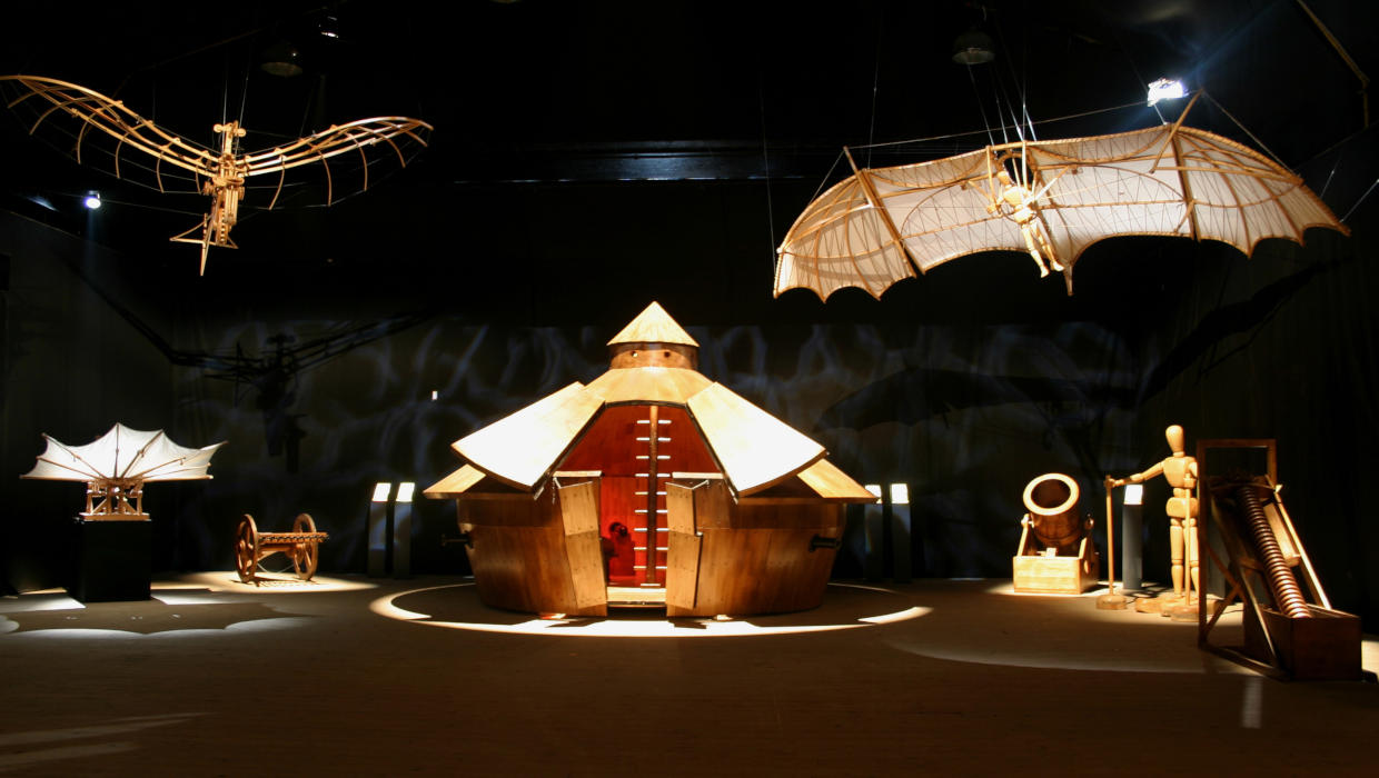 Leonardo da Vinci Machines in Motion Exhibit at the Michigan Science Center