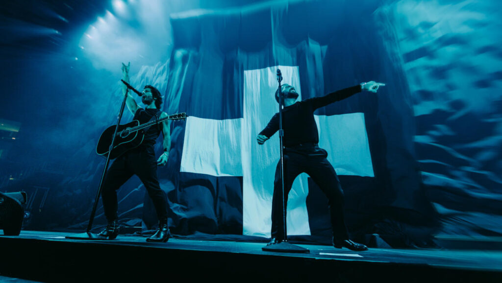 Dan + Shay Pine Knob Tickets Contest / Win Dan and Shay Pine Knob Tickets