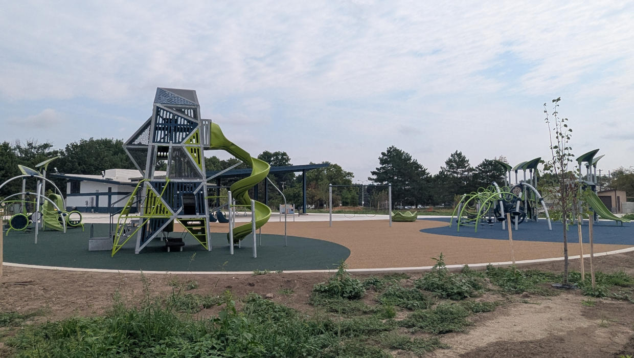 Catalpa Oaks County Park Southfield Review, Pics, News